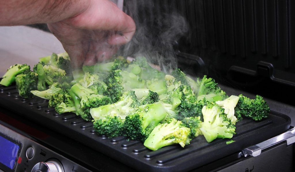 grilling broccoli